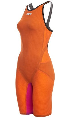https://web.metroswimshop.com/images/000930_349.jpg