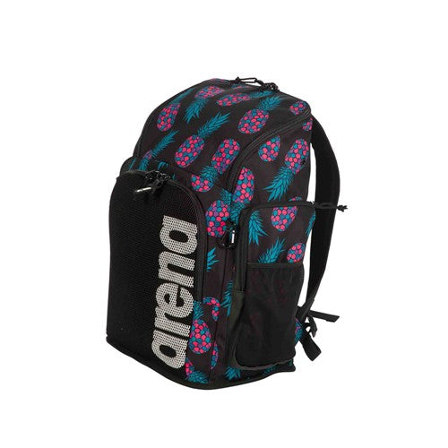 https://web.metroswimshop.com/images/001946104_002_1.jpg
