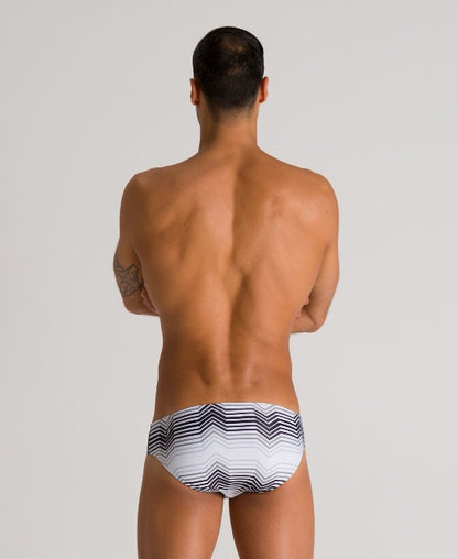 https://web.metroswimshop.com/images/003100_972.jpg