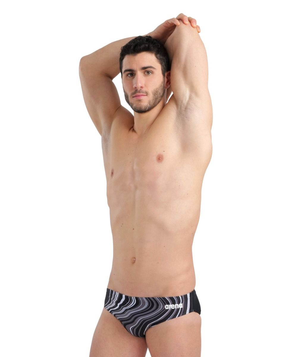 https://web.metroswimshop.com/images/005554_451.jpg