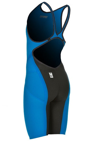 https://web.metroswimshop.com/images/2A479_85back.jpg