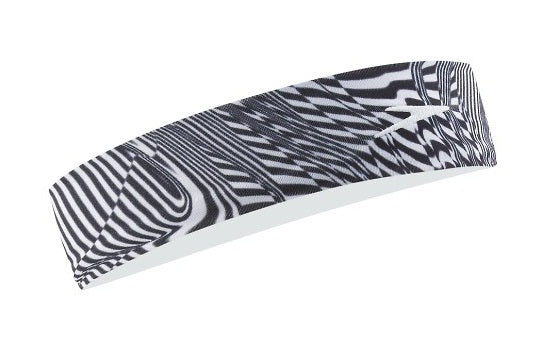 https://web.metroswimshop.com/images/7719827_867.jpg