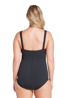 https://web.metroswimshop.com/images/7723951_001_bk.jpg