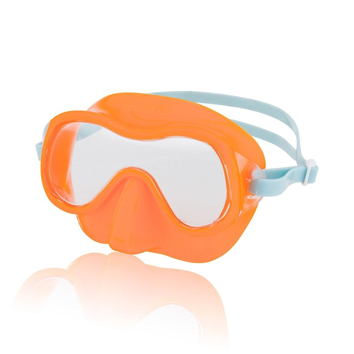 https://web.metroswimshop.com/images/7753171-826.jpg