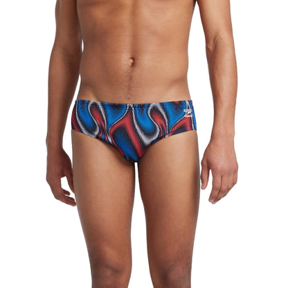 https://web.metroswimshop.com/images/8-003445985-X1-1.jpg