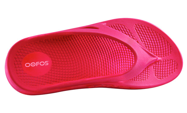 https://web.metroswimshop.com/images/oofos slide Fuschia.jpg