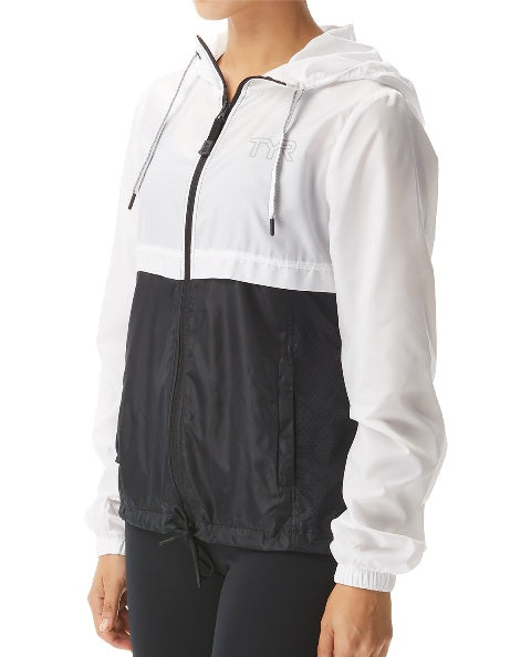 https://web.metroswimshop.com/images/wfzw2a-196_alt05b.jpg
